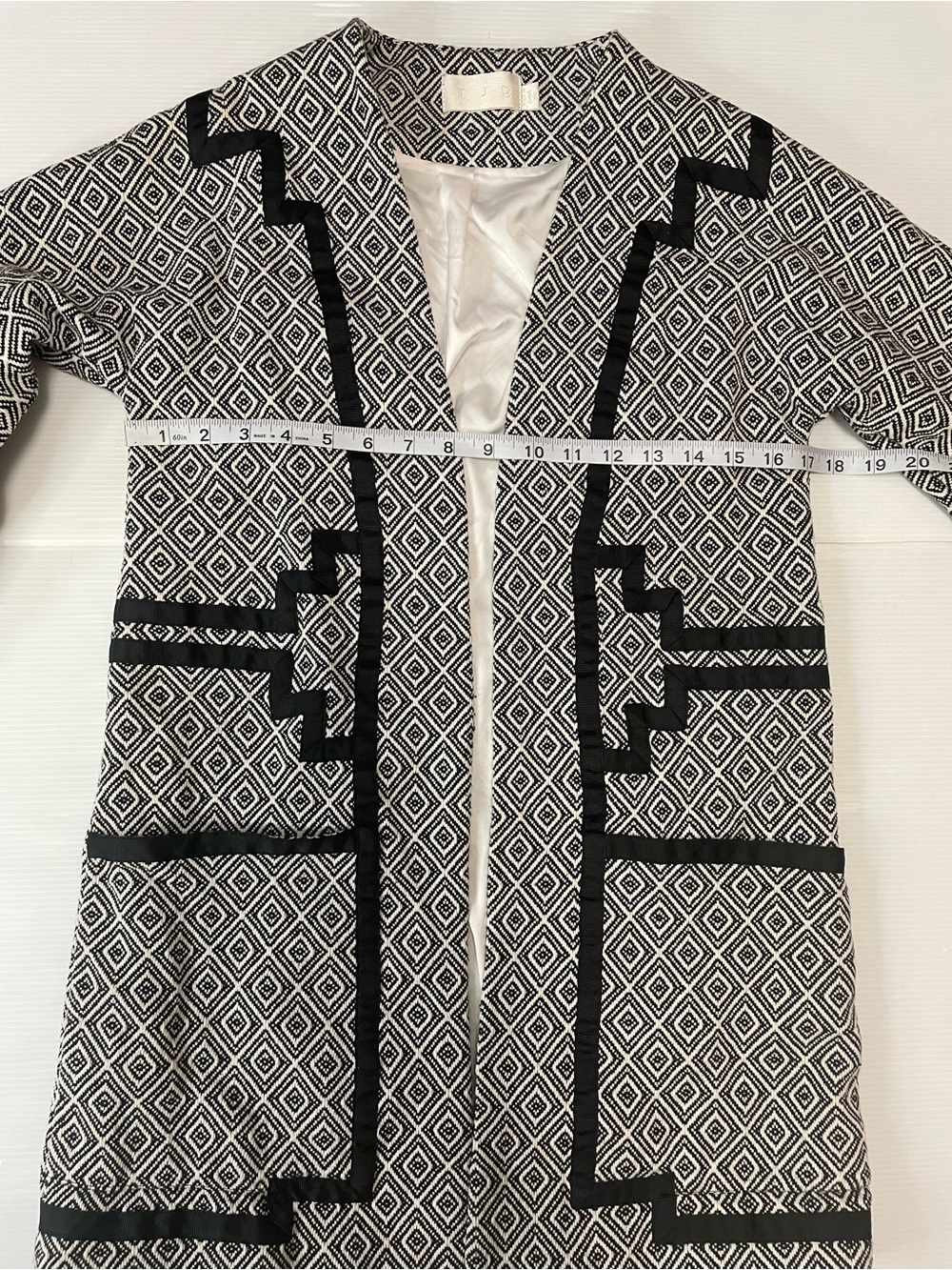 The Jetset Diaries Black & White Geometric Open Front Jacket Cardigan Size XS - Picture 5 of 8